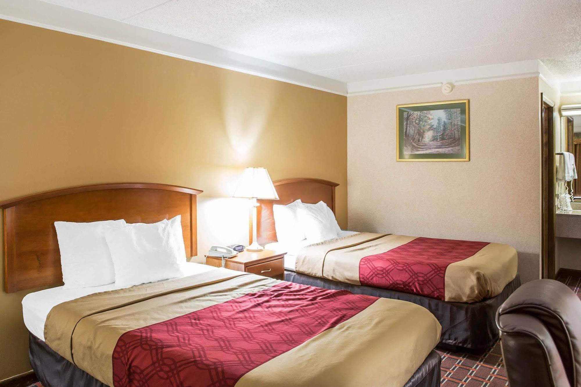 Econo Lodge North Ноксвилл Экстерьер фото
