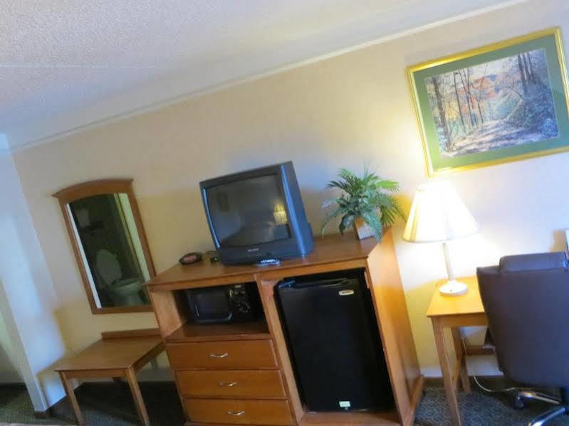 Econo Lodge North Ноксвилл Экстерьер фото