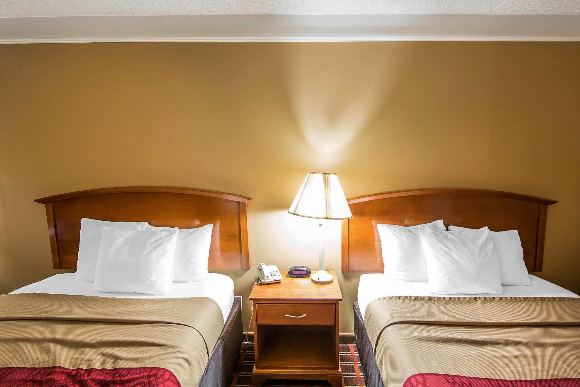 Econo Lodge North Ноксвилл Экстерьер фото